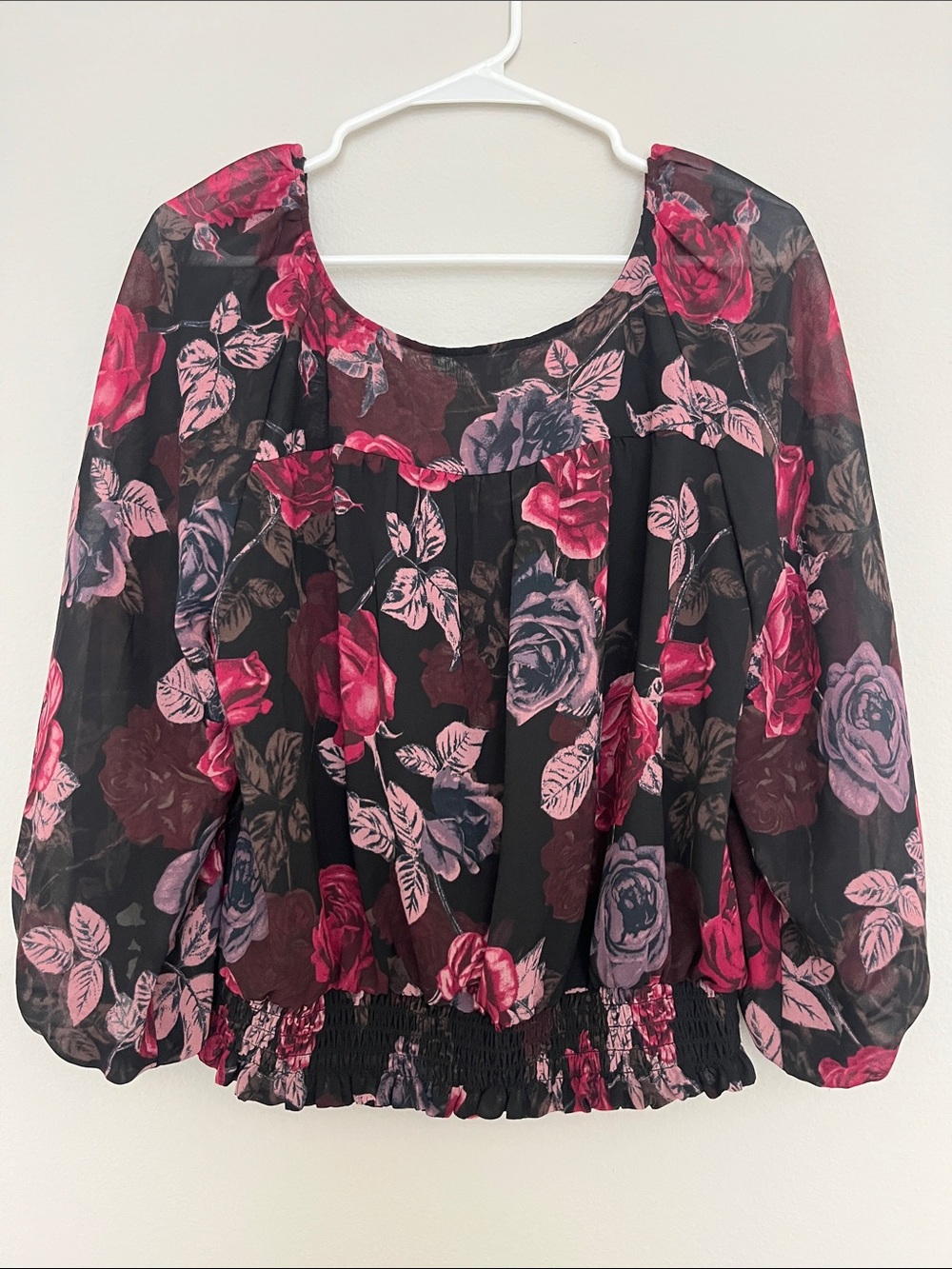 GUESS Romantic Blouse with Fuchsia Floral Print - Picture 4 of 5